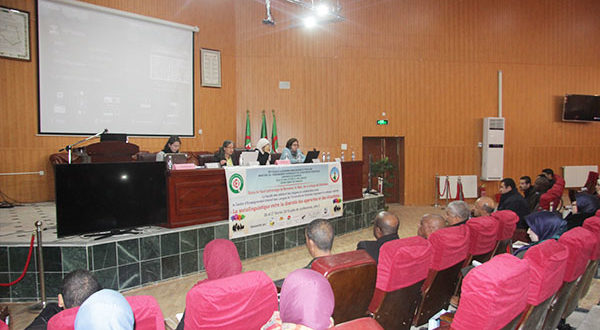 الملتقى الوطني الموسوم بـ” ‏la sociolinguistique entre la diversité des approches des ‎situatins‏”‏